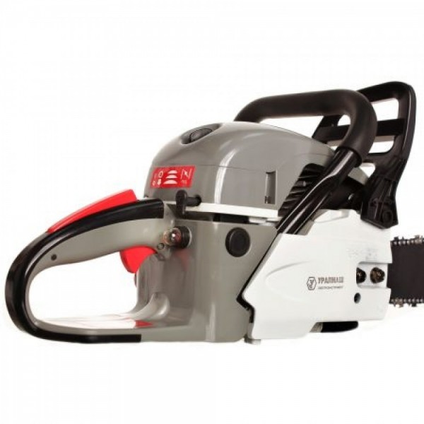 Drujba pe benzina UralMash capacitate 52cc putere 3.5CP